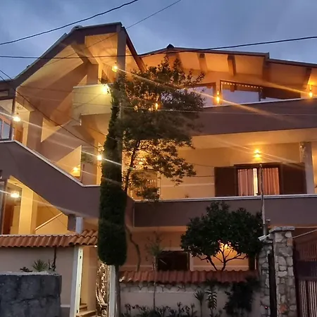 Villa Verde Vlore * Vlore