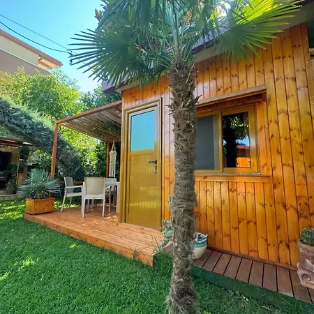 Villa Verde Vlore شقة فندقية *